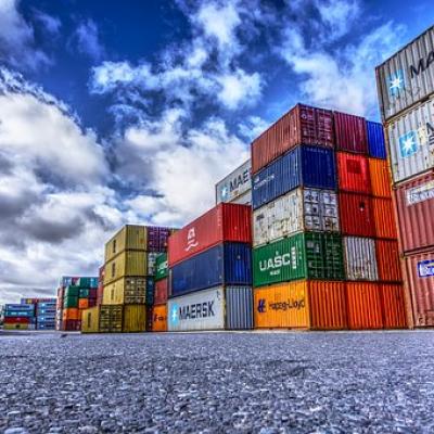 Container vận chuyển